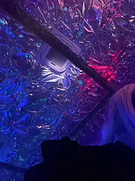 evedanger online show from November 9, 2025, 2:10 am