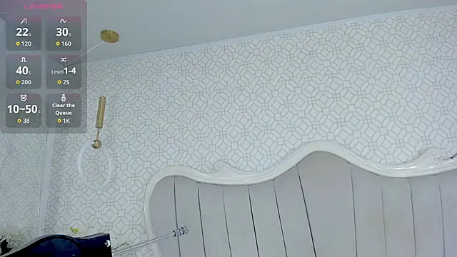 MarcelaCortes online show from December 13, 2025, 9:42 pm