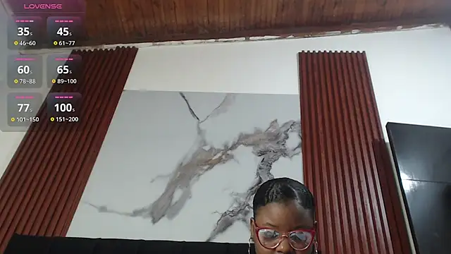 Snapshot of Kim_Browns chatting on July 11, 2026, 2:47 am Kim Browns online show from July 11, 2026, 2:47 am