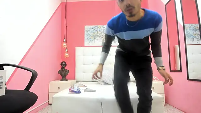 Snapshot of Timothe_Evans chatting on October 29, 2025, 9:27 pm Timothe Evans online show from October 29, 2025, 9:27 pm