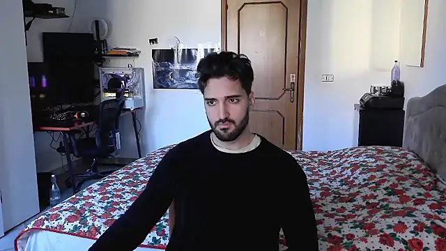 Snapshot of Al3xox02 chatting on January 8, 2026, 11:45 am Al3xox02 online show from January 8, 2026, 11:45 am