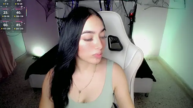 Snapshot of cielooo_ chatting on October 30, 2025, 8:31 pm cielooo online show from October 30, 2025, 8:31 pm