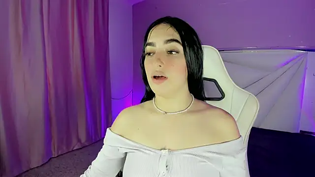 Snapshot of cielooo_ chatting on November 22, 2025, 8:41 pm cielooo online show from November 22, 2025, 8:41 pm