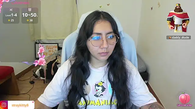 Snapshot of LoveLyy- chatting on November 20, 2025, 1:44 pm LoveLyy- online show from November 20, 2025, 1:44 pm