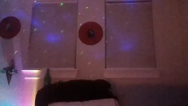 nvthvn555 online show from November 15, 2025, 5:16 am