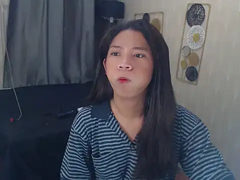 Seductive nathalie online show from November 30, 2025, 10:52 am