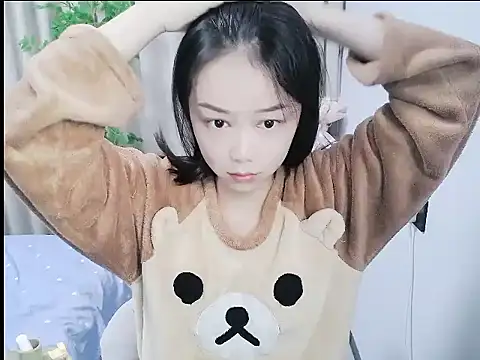 mili0923 online show from November 20, 2025, 6:57 am