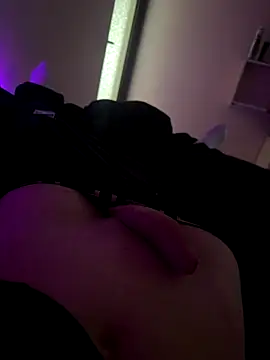 bigdickker19 online show from October 6, 2025, 12:46 pm