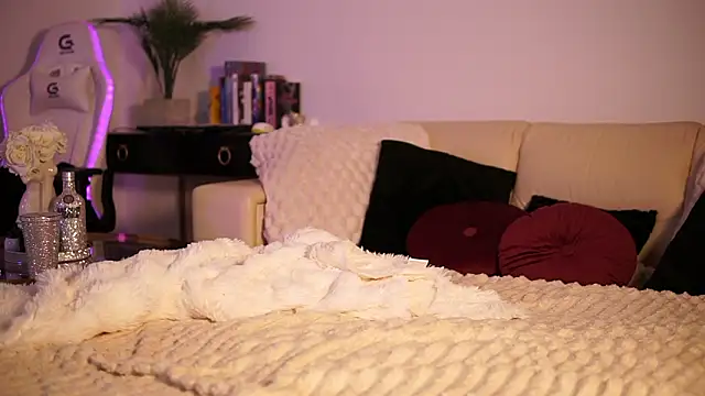 Snapshot of GiaInked chatting on March 2, 2026, 7:15 am GiaInked online show from March 2, 2026, 7:15 am