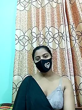 daisy-03 online show from November 6, 2025, 3:13 pm