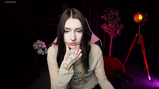 Trix Void online show from February 21, 2026, 12:06 pm