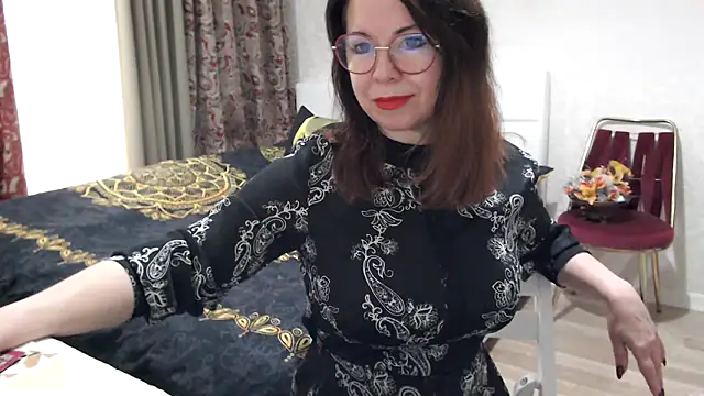 Snapshot of Arisa5000 chatting on February 2, 2026, 6:23 am Arisa5000 online show from February 2, 2026, 6:23 am