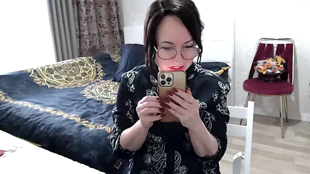 Snapshot of Arisa5000 chatting on February 10, 2026, 6:39 am Arisa5000 online show from February 10, 2026, 6:39 am