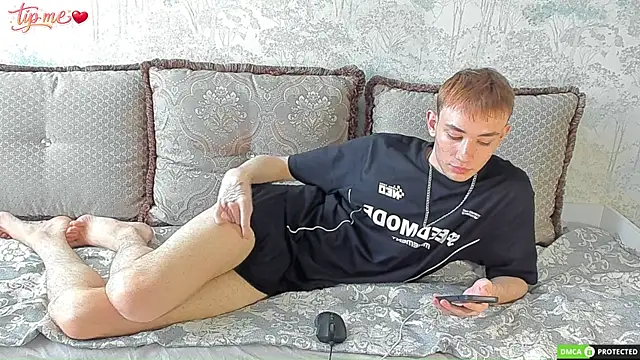 Snapshot of felixcurt69 chatting on May 14, 2026, 8:54 am felixcurt69 online show from May 14, 2026, 8:54 am
