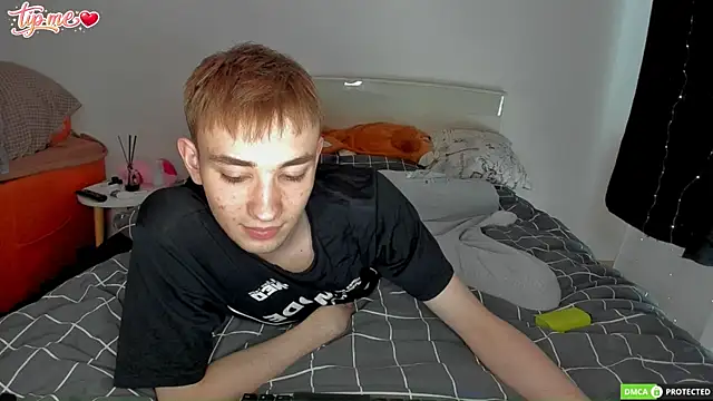 Snapshot of felixcurt69 chatting on May 19, 2026, 8:42 am felixcurt69 online show from May 19, 2026, 8:42 am