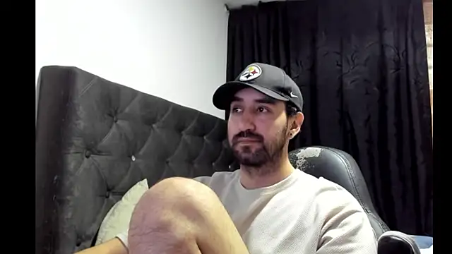 coolfriki online show from October 31, 2025, 6:47 am