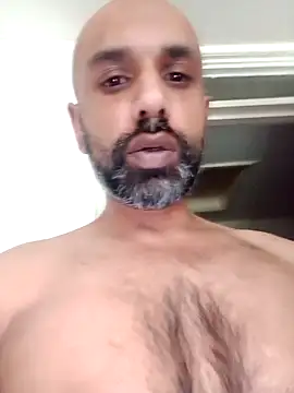 Snapshot of T1T012 chatting on March 10, 2026, 1:38 pm T1T012 online show from March 10, 2026, 1:38 pm