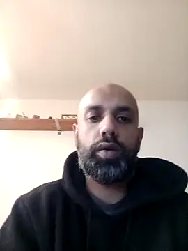 Snapshot of T1T012 chatting on March 26, 2026, 3:50 pm T1T012 online show from March 26, 2026, 3:50 pm