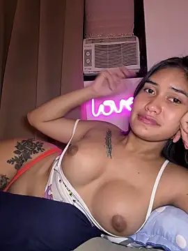 Snapshot of lubotakoxx chatting on February 6, 2026, 9:56 am lubotakoxx online show from February 6, 2026, 9:56 am