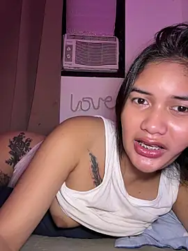 Snapshot of lubotakoxx chatting on February 15, 2026, 5:59 am lubotakoxx online show from February 15, 2026, 5:59 am