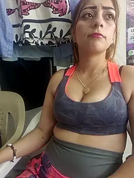 miaaeuphoriaa online show from November 26, 2025, 7:26 pm