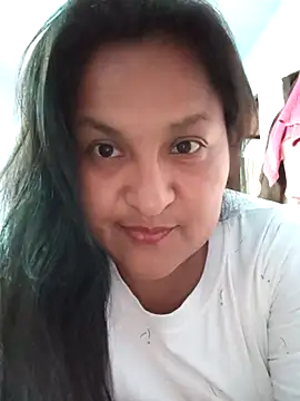 lucia00xx online show from March 16, 2026, 10:36 pm