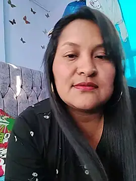 lucia00xx online show from July 4, 2026, 10:38 pm