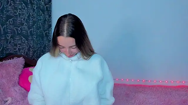 Sophia rouse online show from October 25, 2025, 3:14 am