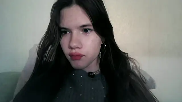 Snapshot of AlmetaBradicich chatting on October 25, 2025, 5:59 am AlmetaBradicich online show from October 25, 2025, 5:59 am