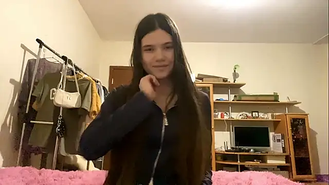 Snapshot of AlmetaBradicich chatting on November 24, 2025, 4:29 pm AlmetaBradicich online show from November 24, 2025, 4:29 pm