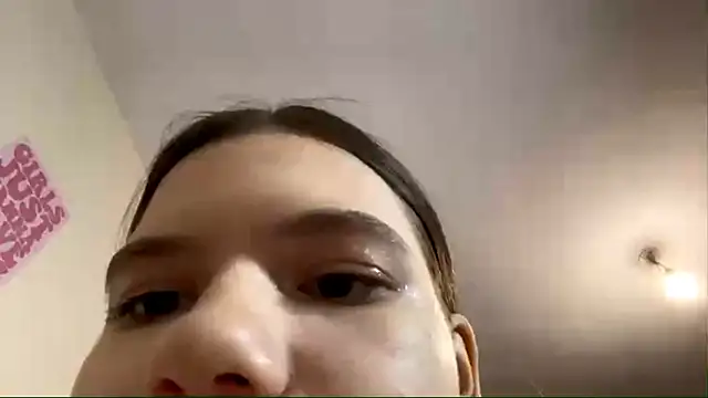 Snapshot of AlmetaBradicich chatting on November 26, 2025, 4:19 pm AlmetaBradicich online show from November 26, 2025, 4:19 pm