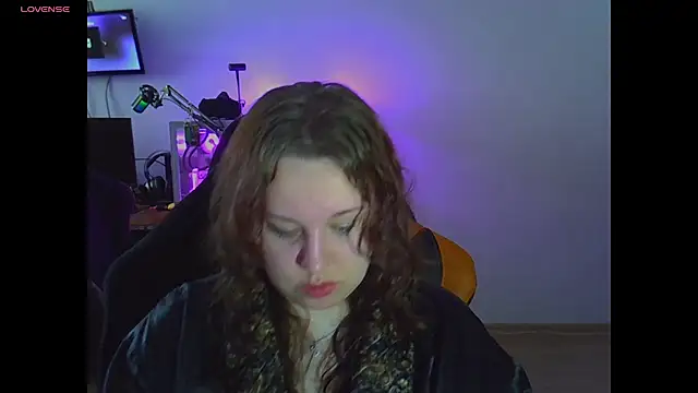 OnikaOrtizZ online show from October 9, 2025, 10:13 am