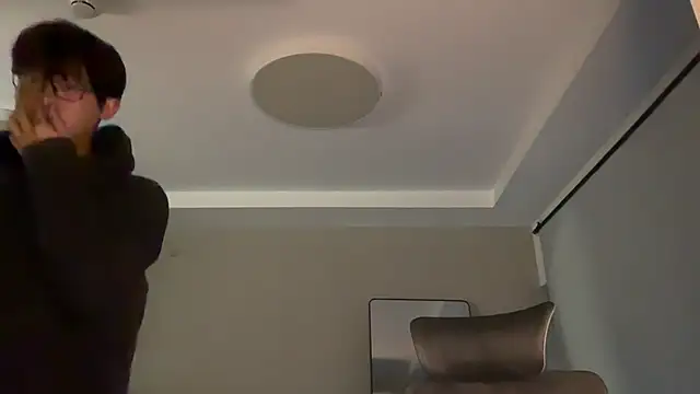 iambennet online show from December 14, 2025, 5:24 am