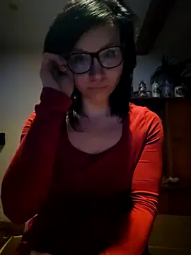 Snapshot of Lenalove02 chatting on October 13, 2025, 6:35 am Lenalove02 online show from October 13, 2025, 6:35 am