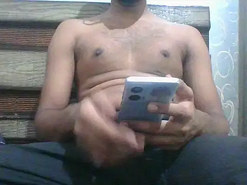 Snapshot of fueyyvvirub chatting on June 6, 2026, 7:07 pm fueyyvvirub online show from June 6, 2026, 7:07 pm
