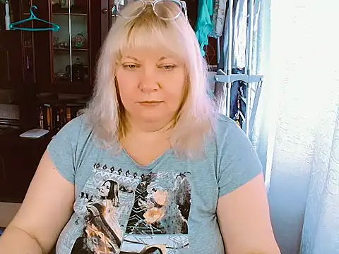 Snapshot of DiamondNata chatting on October 17, 2025, 10:40 am DiamondNata online show from October 17, 2025, 10:40 am