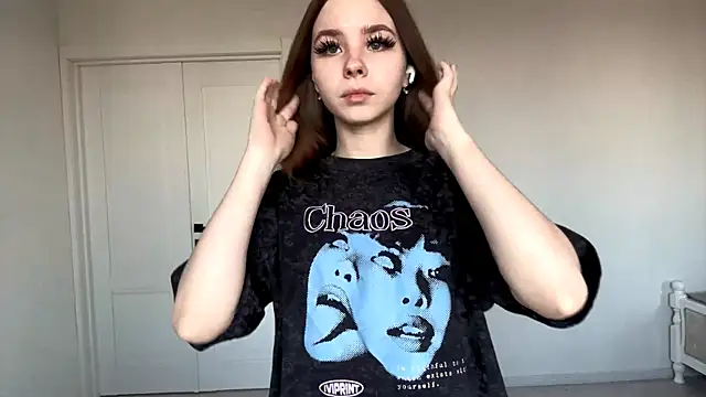 Snapshot of EhtelBiondi chatting on November 7, 2025, 8:14 am EhtelBiondi online show from November 7, 2025, 8:14 am