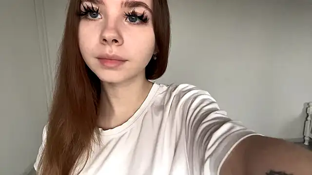 Snapshot of EhtelBiondi chatting on November 24, 2025, 8:14 am EhtelBiondi online show from November 24, 2025, 8:14 am