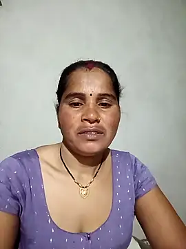 Snapshot of Nm_sanjna chatting on February 4, 2026, 10:26 pm Nm sanjna online show from February 4, 2026, 10:26 pm