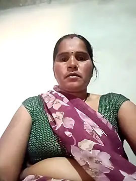 Snapshot of Nm_sanjna chatting on February 7, 2026, 9:02 am Nm sanjna online show from February 7, 2026, 9:02 am