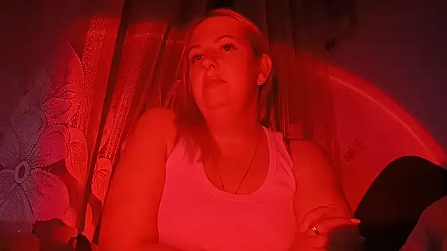 Snapshot of Melorini chatting on February 8, 2026, 5:16 pm Melorini online show from February 8, 2026, 5:16 pm