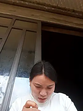 kun-love online show from March 18, 2026, 2:37 am