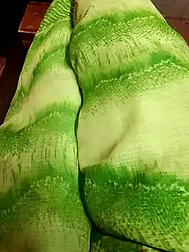 Snapshot of Cr_sonam chatting on October 31, 2025, 2:40 pm Cr sonam online show from October 31, 2025, 2:40 pm