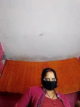 Snapshot of Cr_sonam chatting on November 10, 2025, 12:31 am Cr sonam online show from November 10, 2025, 12:31 am