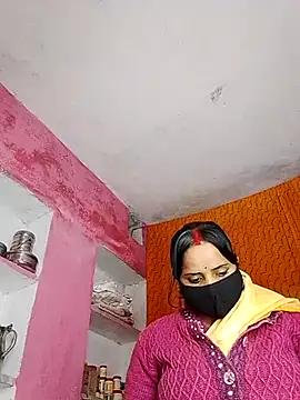 Snapshot of Cr_sonam chatting on November 11, 2025, 12:43 am Cr sonam online show from November 11, 2025, 12:43 am