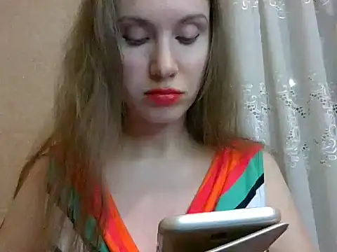 Lynirina online show from March 13, 2026, 8:59 pm