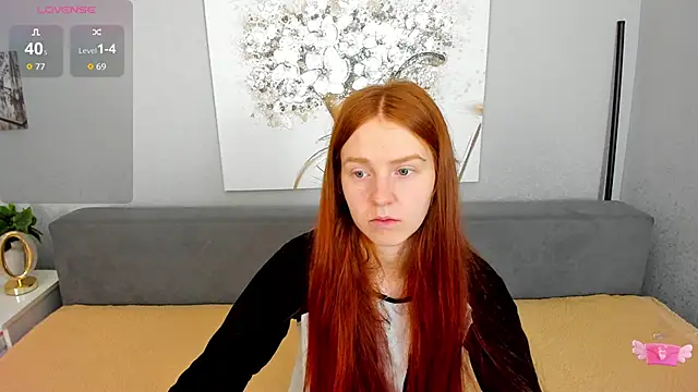 Evarey  online show from November 22, 2025, 6:23 am