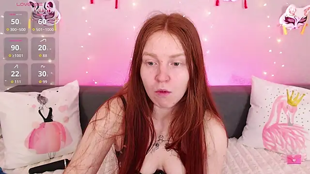 Evarey  online show from May 20, 2026, 4:07 am