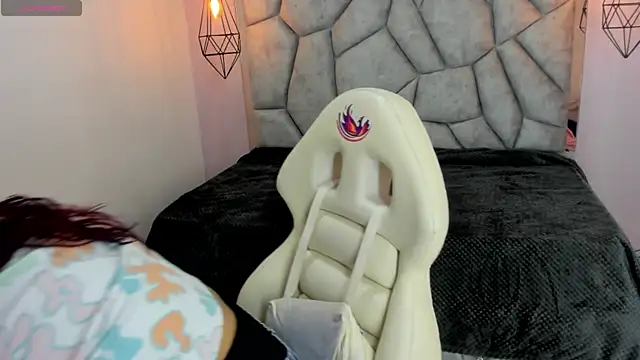 Addyy 02 online show from April 16, 2026, 7:03 pm