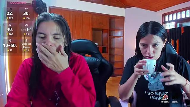 Sofy and Mia online show from January 15, 2026, 1:16 pm